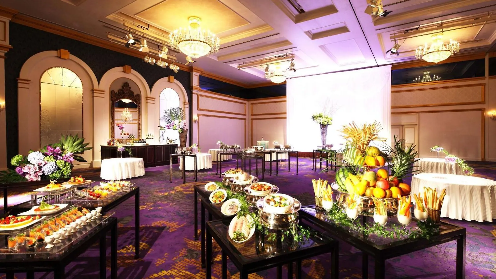 The Westin Osaka Hotel 5*,