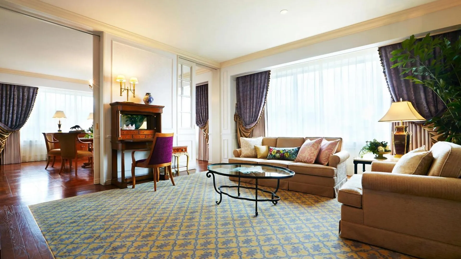 The Westin Osaka Otel 5*,