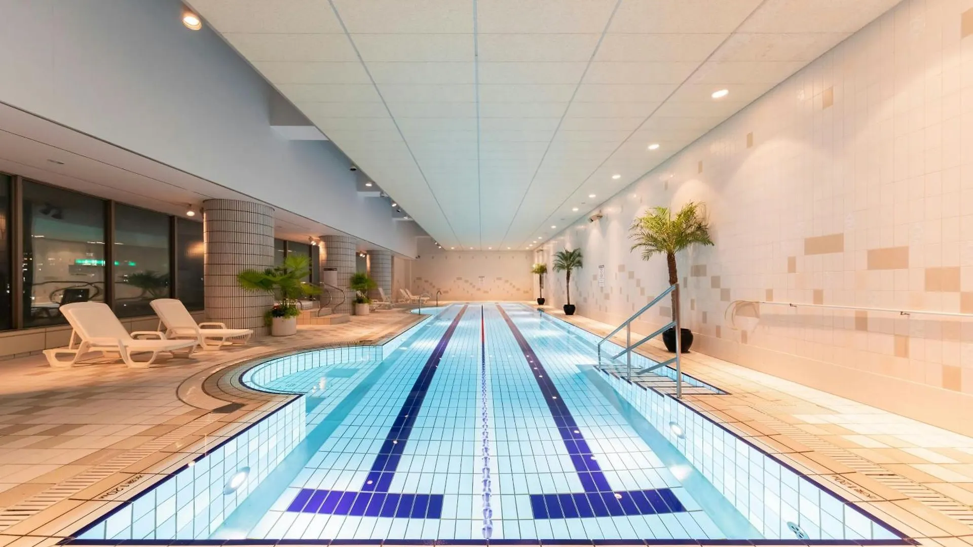 The Westin Osaka Otel